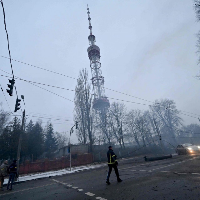 &lt;p&gt;Ruske postrojbe raketirale su TV toranj u Kijevu&lt;/p&gt;
