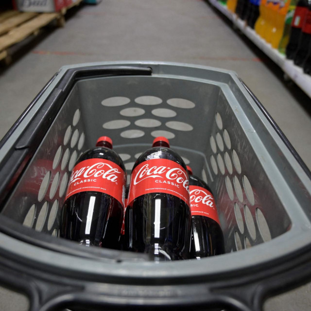 &lt;p&gt;Posljednje boce Coca-Cole u ruskim marketima&lt;/p&gt;

