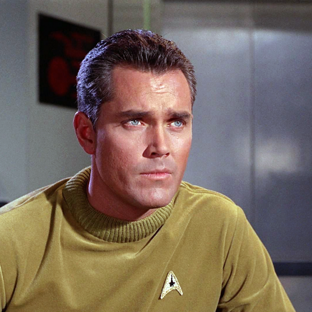 &lt;p&gt;Jeffrey Hunter je glumac koji je Pikea glumio u odbijenoj pilot epizodi Star Treka 1966. godine&lt;/p&gt;
