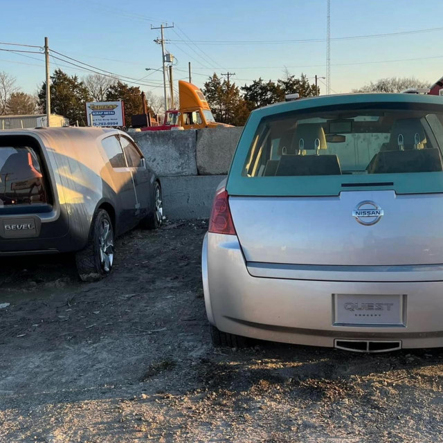 Nissan Bevel (koncept) i Nissan Quest (koncept)
