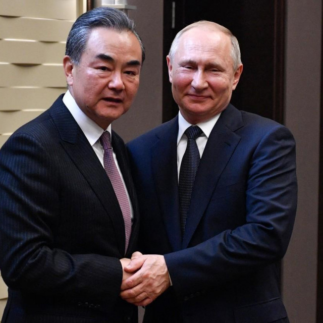 &lt;p&gt;Wang Yi i Vladimir Putin&lt;/p&gt;
