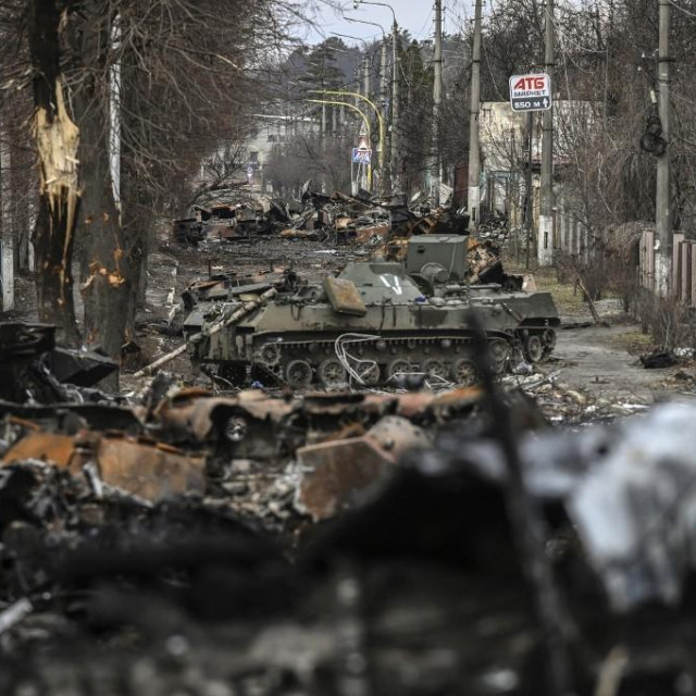 &lt;p&gt;Uništena kolona oklopnih vozila u Buči, zapadno od Kijeva&lt;/p&gt;
