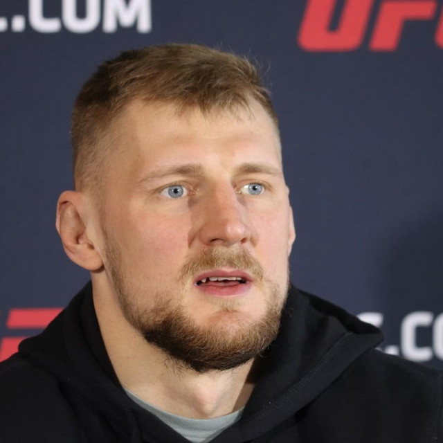 &lt;p&gt;February 5, 2021, Las Vegas, Nevada, Las Vegas, NV, United States: Las Vegas, NV - February 4: Alexander Volkov interacts with media during the UFC Vegas 18 Press Conference at UFC Apex on February 5, 2021 in Las Vegas, Nevada, United States.,Image: 589138553, License: Rights-managed, Restrictions:, Model Release: no, Credit line: Diego Ribas/Zuma Press/Profimedia&lt;/p&gt;
