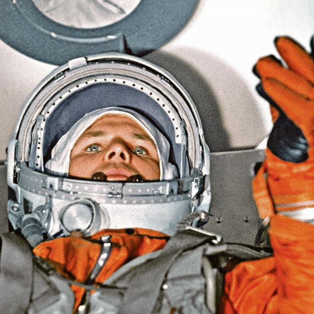 &lt;p&gt;Jurij Gagarin&lt;/p&gt;
