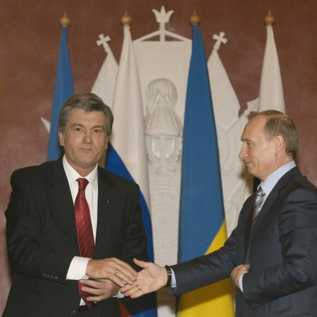 Viktor Juščenko i Vladimir Putin  2008. 
