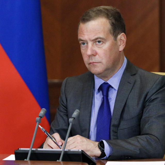 &lt;p&gt;Dmitrj Medvedev&lt;/p&gt;
