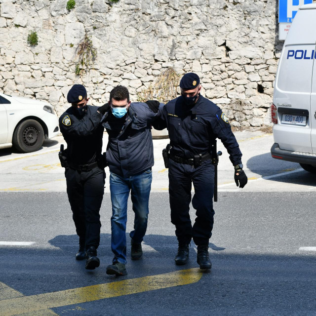 &lt;p&gt;Privođenje osumnjičenog na sud u Dubrovniku&lt;/p&gt;
