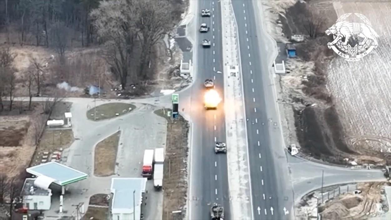 Napad drona na rusku kolonu vozila