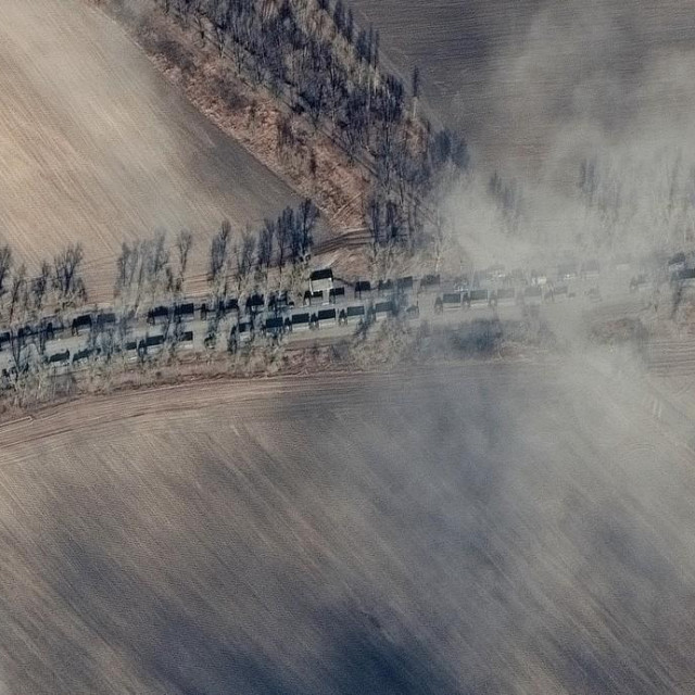 &lt;p&gt;Ruski konvoj vojnih vozila koji je išao prema Kijevu (Satelitska snimka Maxara od 27. veljače)&lt;/p&gt;
