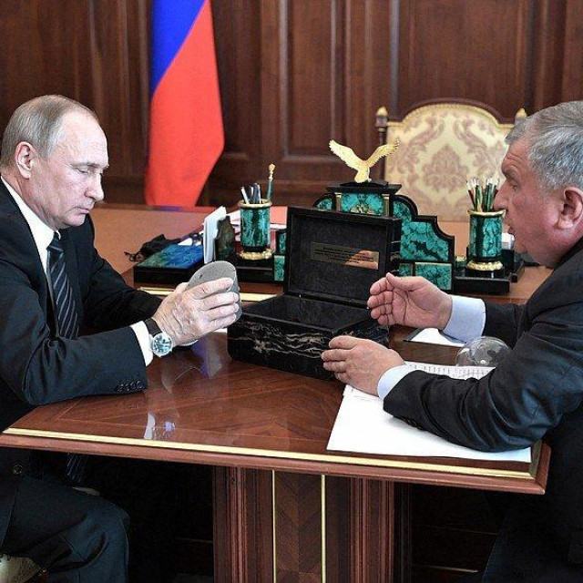 &lt;p&gt;Vladimir Putin i Igor Sečin, šef Rosnefta&lt;/p&gt;
