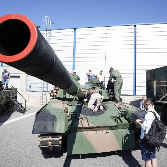 &lt;p&gt;Tenkovi sovjetske proizvodnje (T-72) u posjedu Poljske vojske mogli bi uskoro biti poslani u Ukrajinu &lt;/p&gt;
