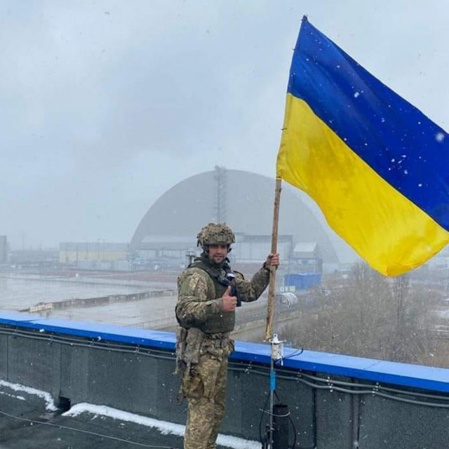 &lt;p&gt;Ukrajinski vojnik nakon što je ponovno preuzeta kontrola nad elektranom&lt;/p&gt;