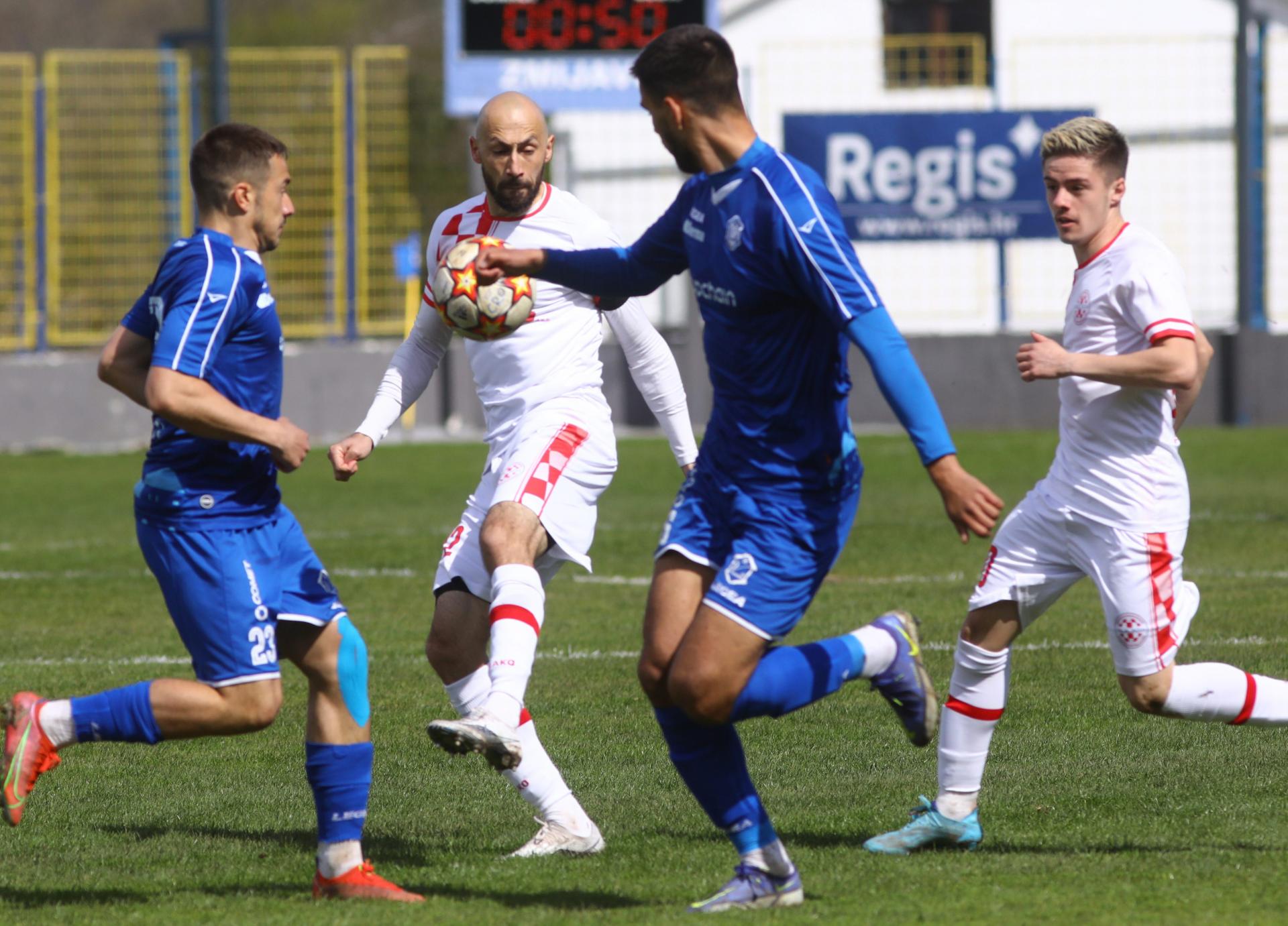 FOTO Hajduk s igračem više pobijedio nogometaše Varaždina pred