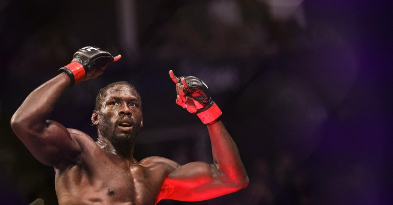 Fight Site Cannonier Uputio Upozorenje Chimaevu Opasan Je I U 
