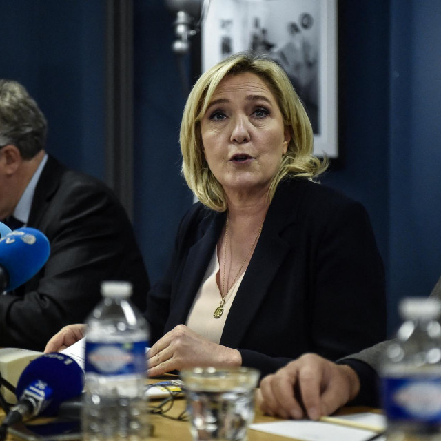 &lt;p&gt;Marine Le Pen, Louis Aliot &lt;/p&gt;