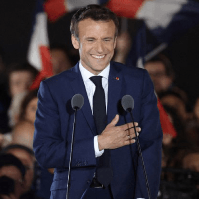 &lt;p&gt;Emmanuel Macron; pristaše Macrona; Marine Le Pen; Eiffelov toranj&lt;/p&gt;