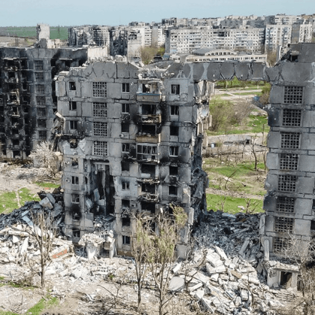 &lt;p&gt;Razoreni Mariupolj; prizor iz Harkiva; uništeni tenk u Mariupolju&lt;/p&gt;