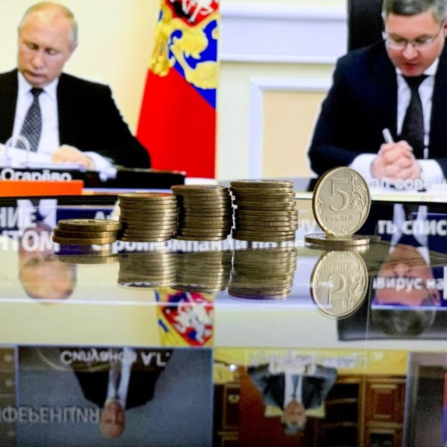 &lt;p&gt;Vladimir Putin je nalog o plaćanju u rubljima izdao u ožujku/Arhivska fotografija&lt;/p&gt;