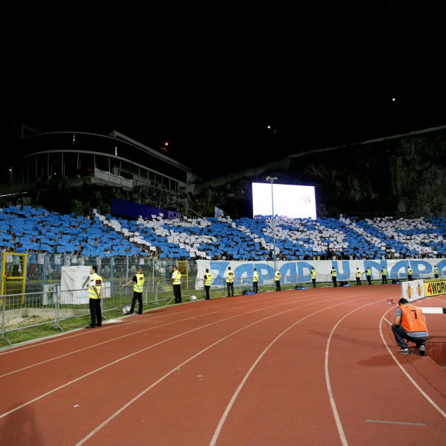 100 godina klečanja iza imena Rijeka