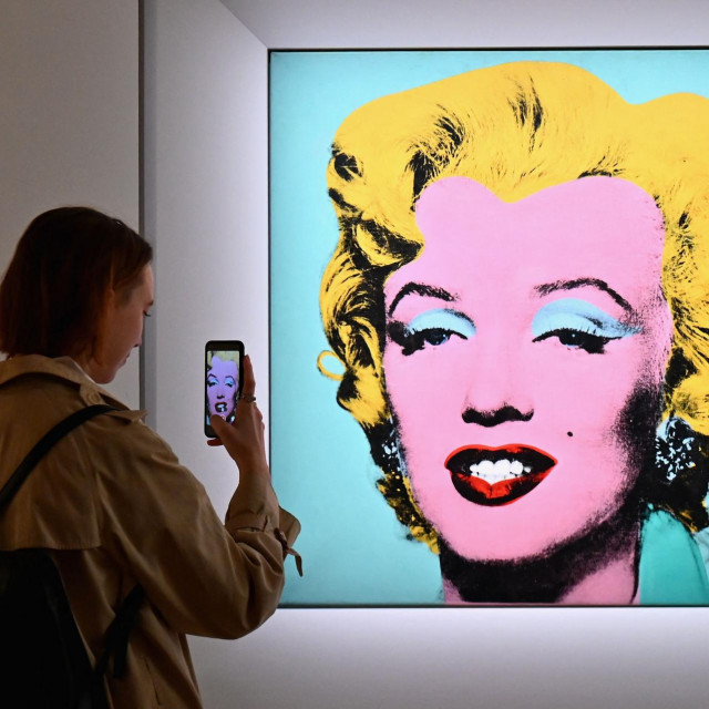 &lt;p&gt;Andy Warhol &amp;#39;Shot Sage Blue Marilyn&amp;#39;&lt;/p&gt;