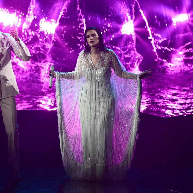 &lt;p&gt;Mika i Laura Pausini izvode ”Fragile” tijekom druge polufinalne večeri Eurosonga&lt;/p&gt;