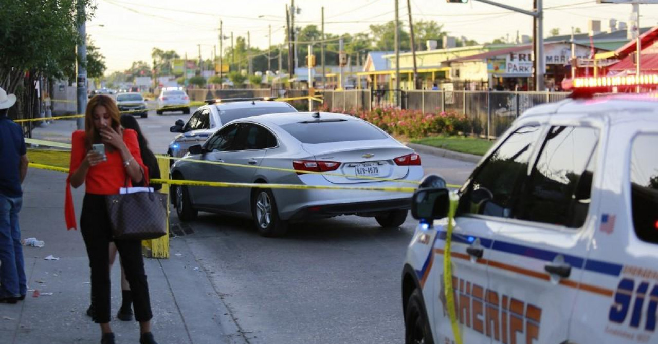 Policajac pucao u dječaka (13) osumnjičenog za krađu automobila: ‘Je li pogođen u leđa? Bez komentara‘