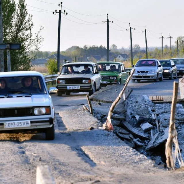 &lt;p&gt;Kolona vozila u blizini Harkiva, Ilustrativna fotografija&lt;/p&gt;