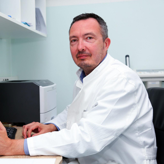 &lt;p&gt;doc. prim. dr. sc. Marinko Artuković, dr. med., ravnatelj Specijalne bolnice za plućne bolesti&lt;/p&gt;