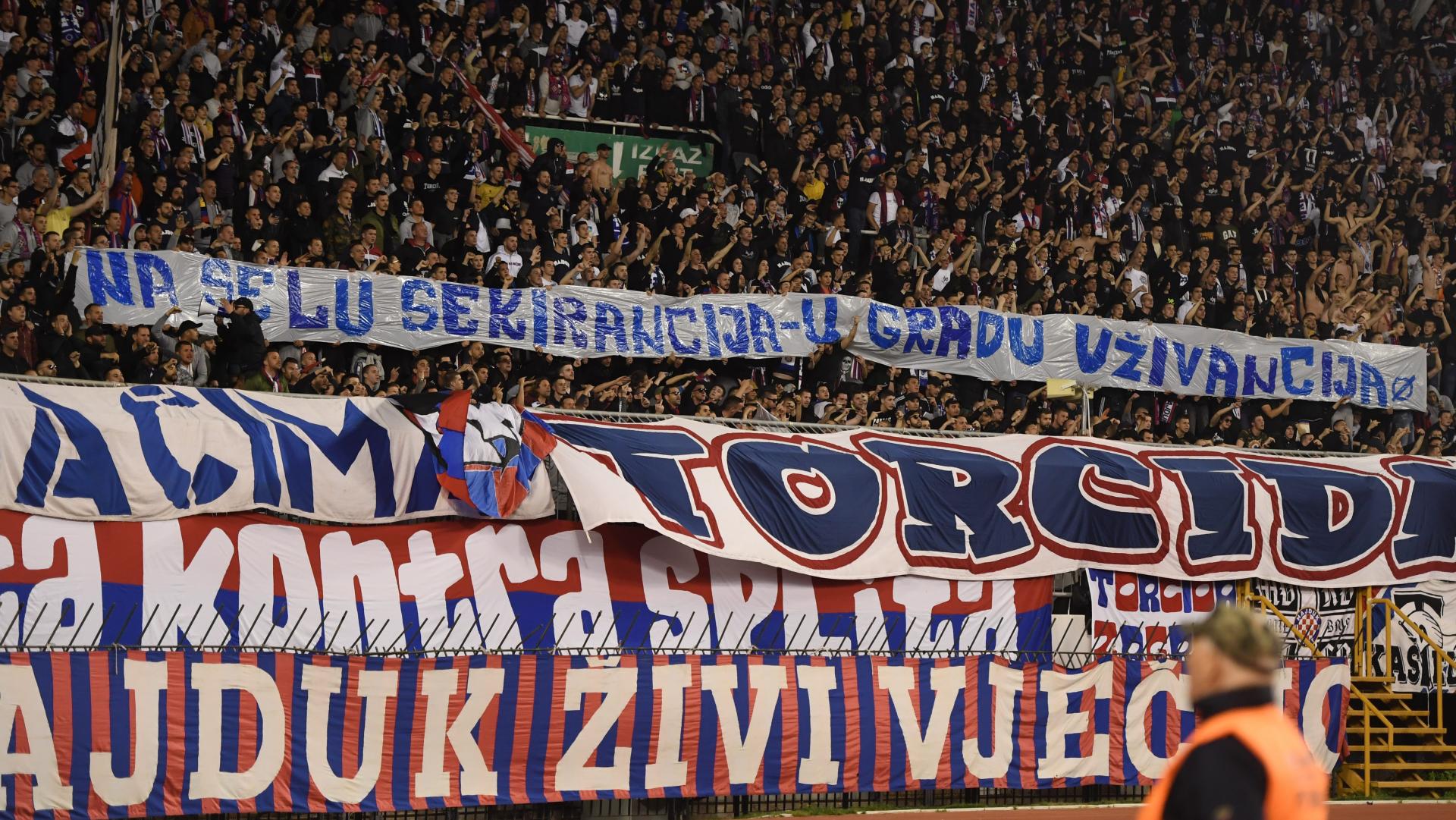 LIBERTA DEPRE on X: Setor visitante no HNK Rijeka Stadium Rujevica,  estádio do Rijeka, da Croácia. Rijeka x Hajduk Split - 16/04/2023   / X