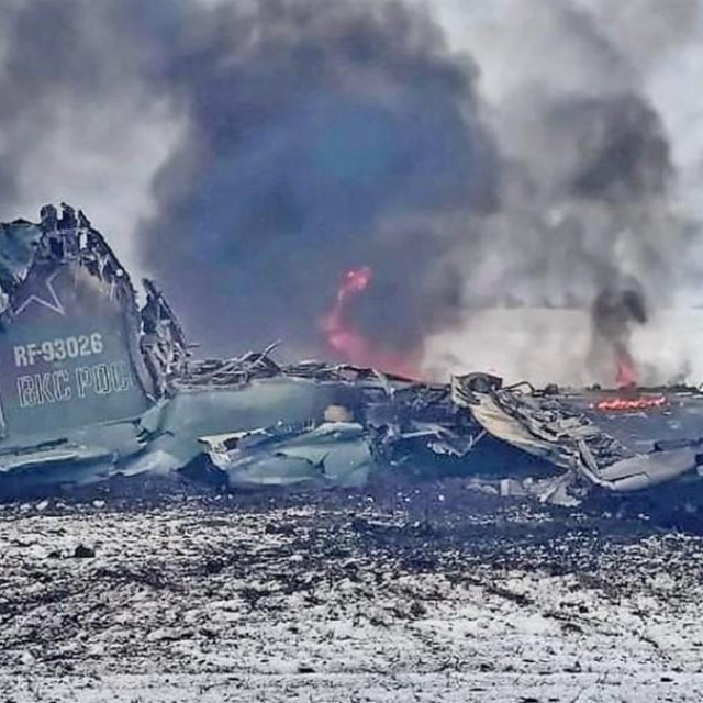 &lt;p&gt;Uništeni ruski Suhoj Su-25 u Ukrajini&lt;/p&gt;