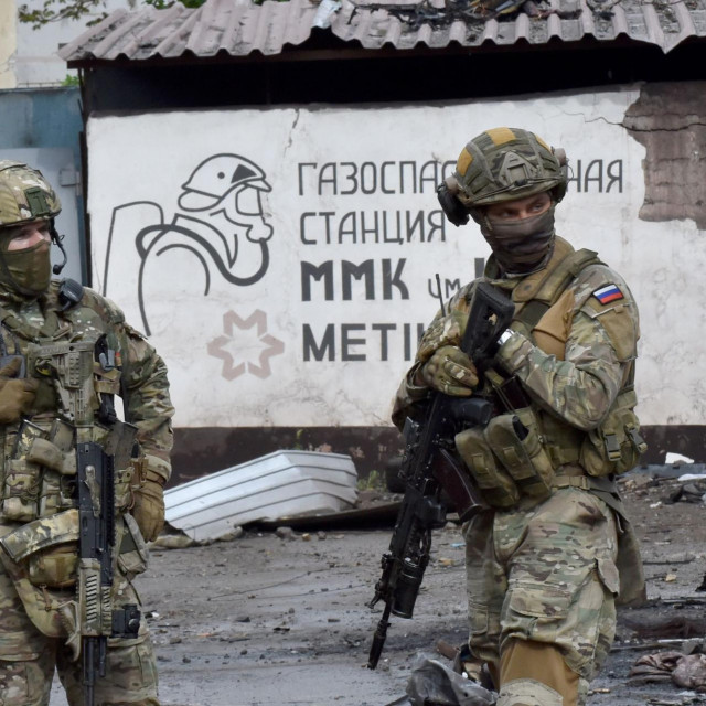 Ruski vojnici u Mariupolju