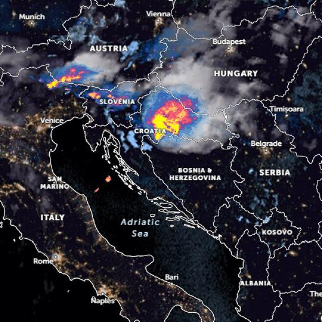 &lt;p&gt;Situacija na nebu iznad kontinentalne Hrvatske u četvrtak u 23:30 sati&lt;/p&gt;
