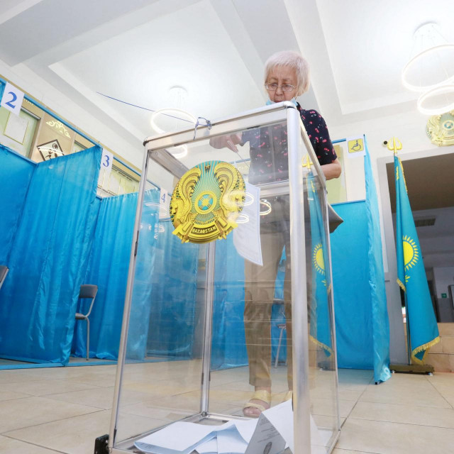 &lt;p&gt;Glasanje na referndumu u Kazahstanu&lt;/p&gt;