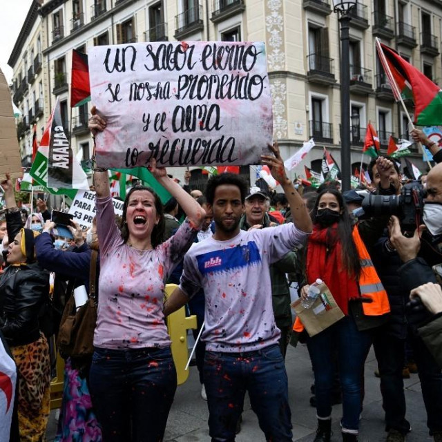 &lt;p&gt;prosvjed u Madridu protiv plana Maroka da ponudi autonomiju Zapadnoj Sahari, koji je Španjolska poduprla&lt;/p&gt;