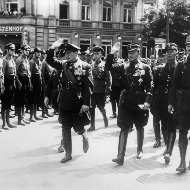 &lt;p&gt;Hermann Göring i Philipp von Hessen (8. lipnja 1933.)&lt;/p&gt;