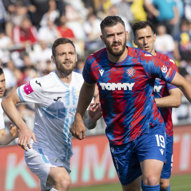 NK Rijeka - HNK Rijeka i medijski partner Sportske novosti vode Vas na  nedjeljni derbi između Rijeke i GNK Dinamo Zagreb. Kupite nedjeljno izdanje  Sportske novosti u kojem Vas čeka kupon za