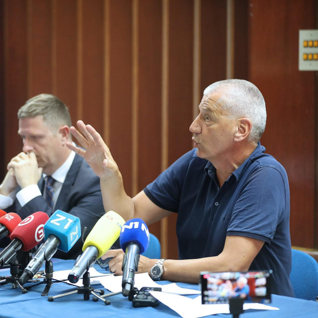 &lt;p&gt;Aco Petrović i Saša Pavličić Bekić predstavili su plan spašavanja Cibone&lt;/p&gt;
