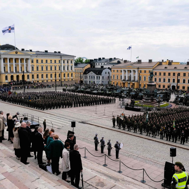 &lt;p&gt;Vojna parada u Helsinkiju&lt;/p&gt;