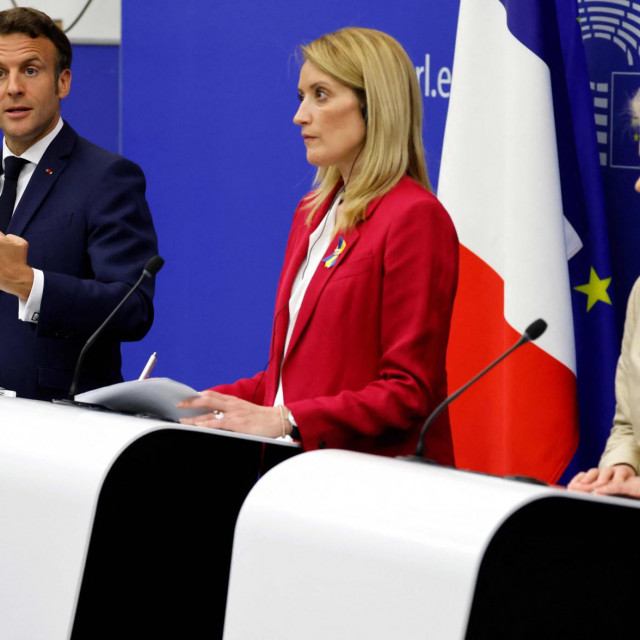 &lt;p&gt;Francuski predsjednik Emmanuel Macron, predsjednica Europskog parlamenta Roberta Metsola i predsjednica Europske komisije Ursula von der Leyen&lt;/p&gt;