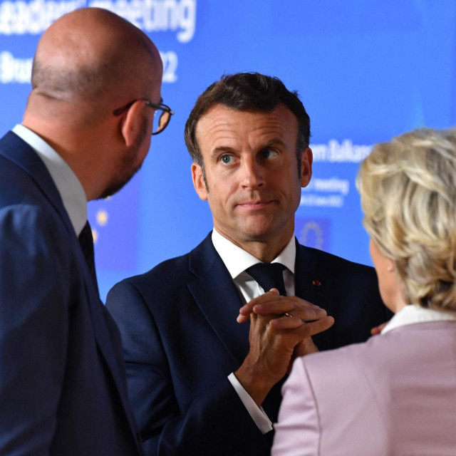 &lt;p&gt;Charles Michel, Emmanuel Macron i Ursula von der Leyen &lt;/p&gt;