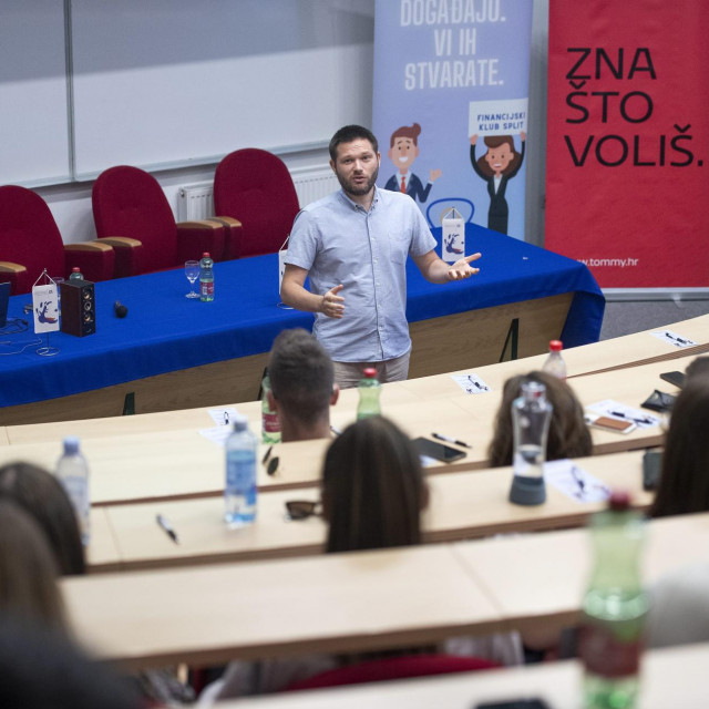 &lt;p&gt;Dr.sc Josip Visković održao je predavanje ”Euro u Hrvatskoj”&lt;/p&gt;