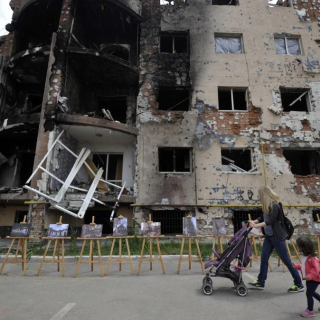 &lt;p&gt;Oštećena zgrada u Kijevu&lt;/p&gt;