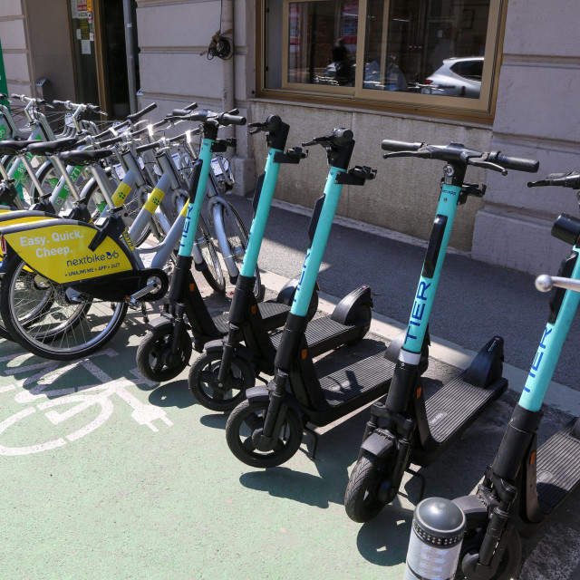 &lt;p&gt;Električni bicikli i romobili tvrtke Nextbike dostupni građanima i gostima Pule na više lokacija po gradu&lt;/p&gt;