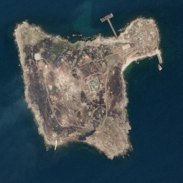 &lt;p&gt;Satelitska snimka Zmijskog otoka od 30. lipnja&lt;/p&gt;