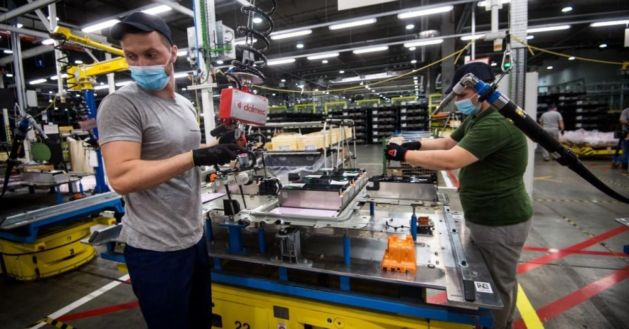 Fiatova tvornica u Kragujevcu prekinula proizvodnju, radnicima nude posao u Slovačkoj: ‘Tamo je radni logor!‘