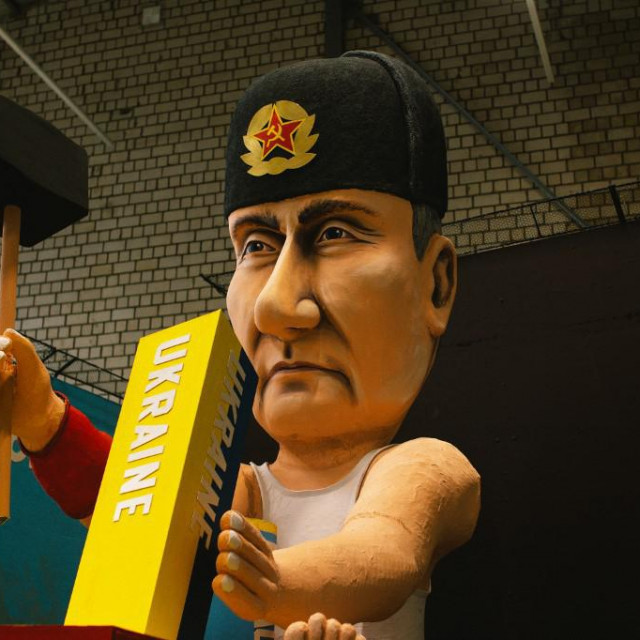&lt;p&gt;Vladimir Putin s Bjelorusijom kao čekićem nad Ukrajinom&lt;/p&gt;

&lt;p&gt; &lt;/p&gt;