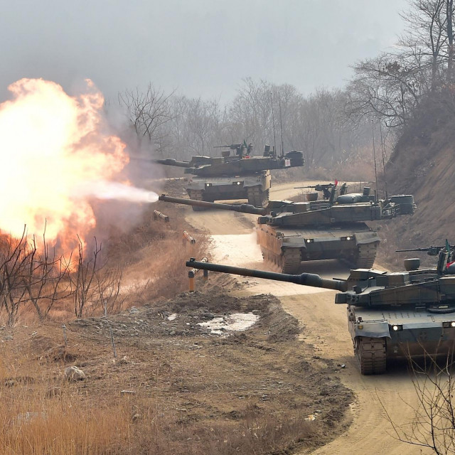 &lt;p&gt; K-2 tenkovi na vojnoj vježbi u Južnoj Koreji&lt;/p&gt;