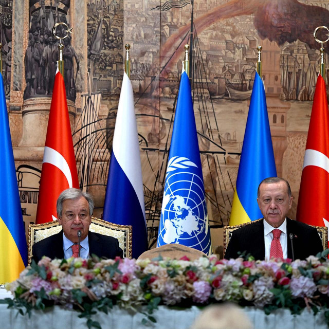 &lt;p&gt;Antonio Guterres i Recep Tayyip Erdoğan na ceremoniji potpisivanja sporazuma&lt;/p&gt;