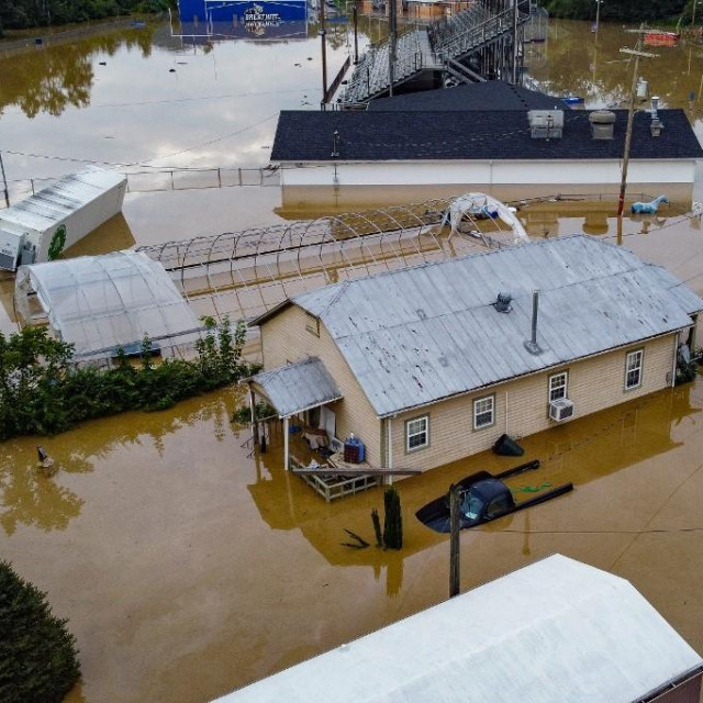 &lt;p&gt;poplave u Kentuckyju&lt;/p&gt;