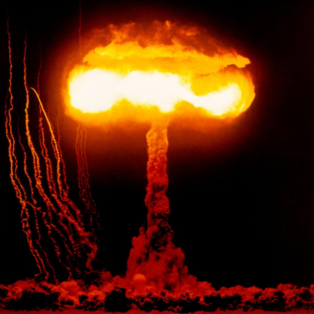 &lt;p&gt;Detonacije  atomske bombe XX-39 Climax,1953. u Nevadi &lt;/p&gt;